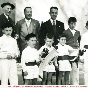 1957_Dongaîtz_Urruty_création_de_Pilotarien_biltzarra