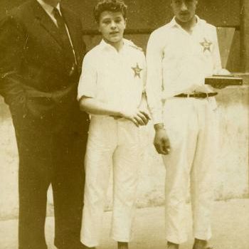 1960_Aurnague_Urrutia_Finales_scolaires_main_nue