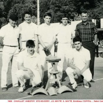1989_Cavaille_Amestoy_Etcheverry_JB_et_S_-Mayté_rebo_cadets
